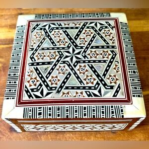 Egypt Vintage Mother of Pearl Shell Mosaic Inlay Bone,Wood Square Shape Box
